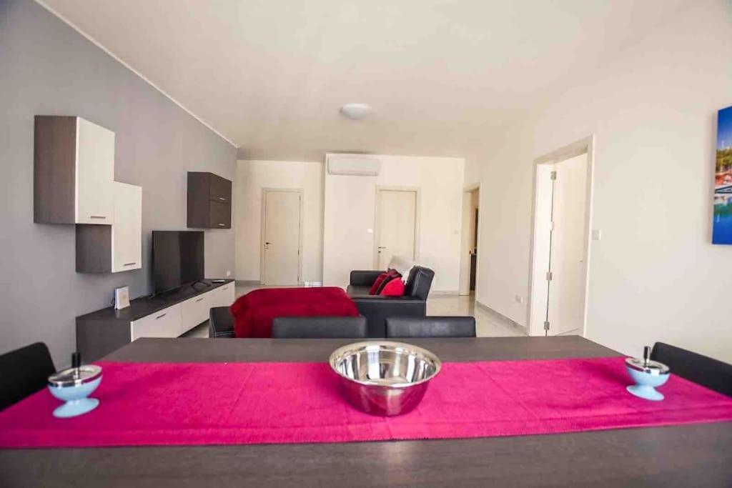 Apartamento Meadow Views Saint Paul'S Bay Flat 2 Bahía de San Pablo Exterior foto